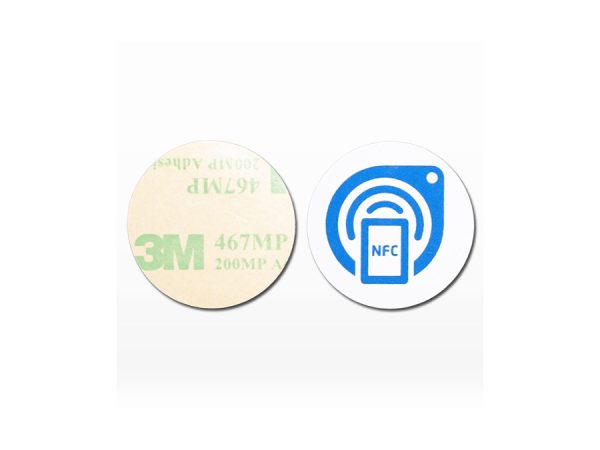 etiqueta nfc con adhesivo